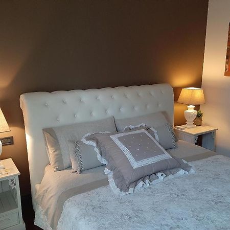 B&B Le Lanterne Casal Palocco Eksteriør bilde